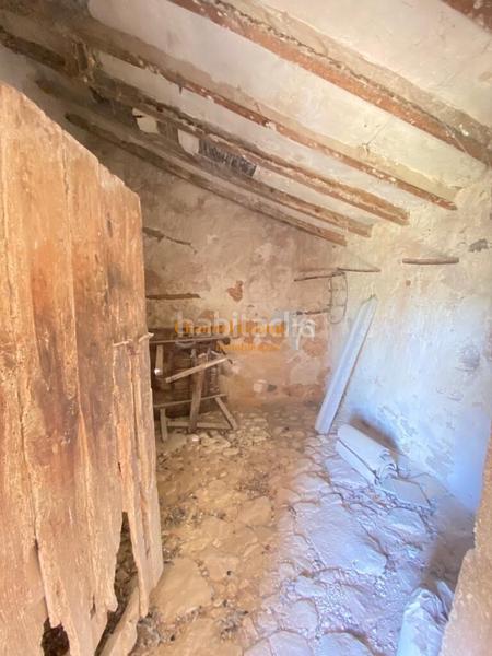Foto 497a8673-f809-41b9-b618-adc4a1b22299. Casa se vende terreno con casa en Algueña