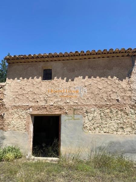 Foto 67f05ee8-d7ea-4716-a6e3-cb7cfff90029. Casa se vende terreno con casa en Algueña