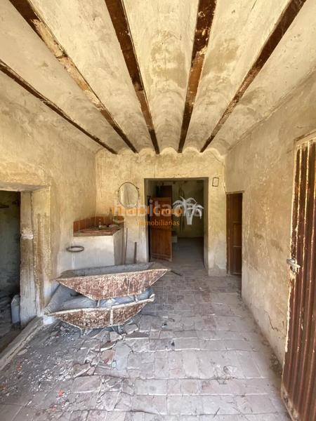 Foto 9b6415e2-c32d-4554-8a2d-9433792da587. Casa se vende terreno con casa en Algueña