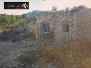 Masia a Monòver. Se vende casa cueva rural