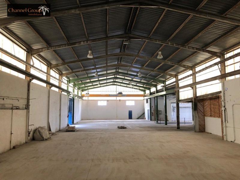 Foto 1698b57d-d30f-4f5e-8b64-46c5e3f10f6b. Capannone industriale in Monforte del Cid