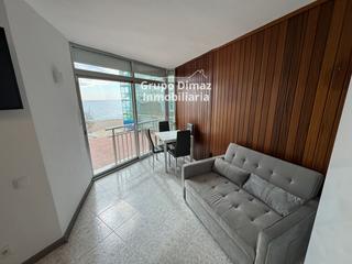 Pis  Bolívar. Piso reformado en platja daro, primera línea de mar con vistas e