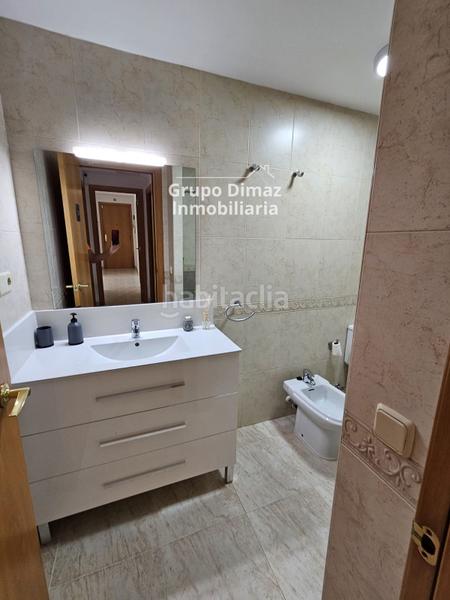 Foto 63e90954-eb9c-4364-80b2-74d768d79b1e. Rent flat with heating parking pool in Fenals Lloret de Mar