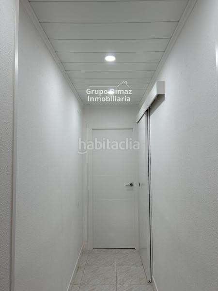 Foto a5b99d6d-d10f-44ec-9ae9-a8b440b5e93a. Alquiler piso  en alquiler , planta baja con terraza y contrato temporal en Pineda de Mar