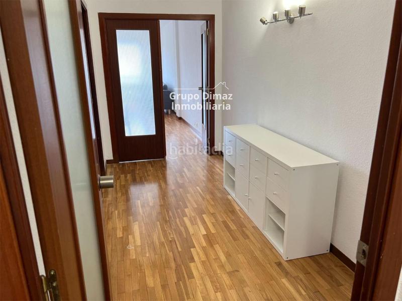 Foto 8f5d6320-051d-4b1e-896e-3c827d9a5ab0. Alquiler piso  en alquiler amueblado, con calefacción y perfecto para mascotas en Girona