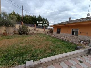 Maison jumelée  Germans. Encantadora casa en venta en sils gran terreno, porche y jardín