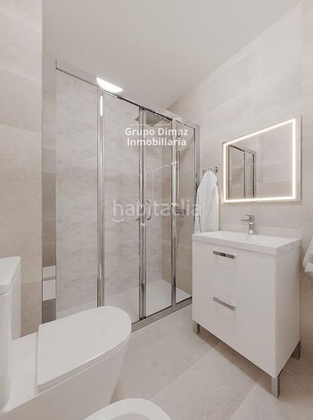 Foto 990fc304-5daa-48fe-92f6-4a3c3885cd28. Pis a Centre Pineda de Mar