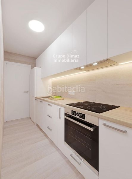 Foto dfaeb2d5-e729-4d34-b35b-6e0ebd180c7b. Pis a Centre Pineda de Mar