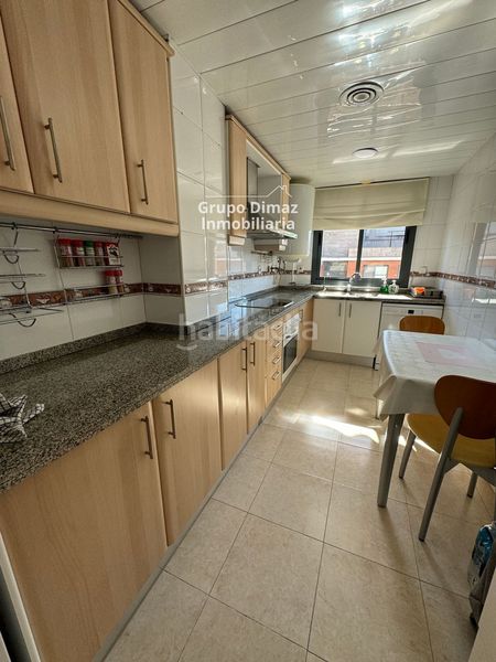 Foto 158f1745-09e1-4364-afbf-c7039d98dfae. Rent flat with parking pool in Centre Sabadell