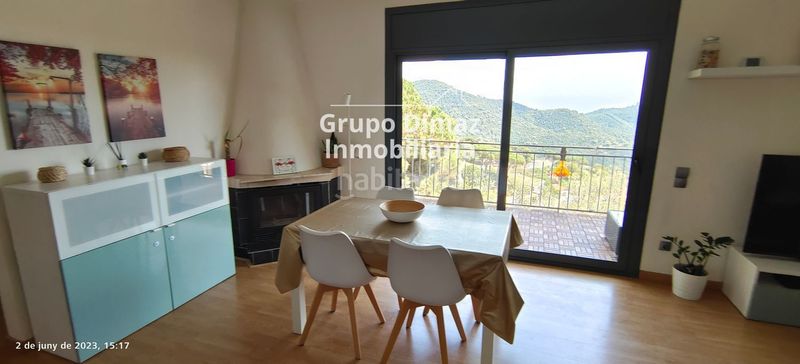 Foto 5c49cb49-ca23-4b27-8aa7-06a46e79fc45. Casa amb aparcament piscina a Sant Cebrià de Vallalta