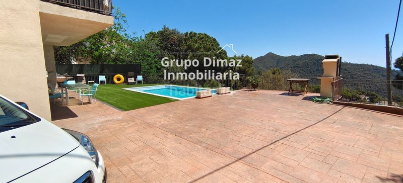 Foto b6bec85c-8fc1-4d66-9cfa-76d372158de0. Casa amb aparcament piscina a Sant Cebrià de Vallalta
