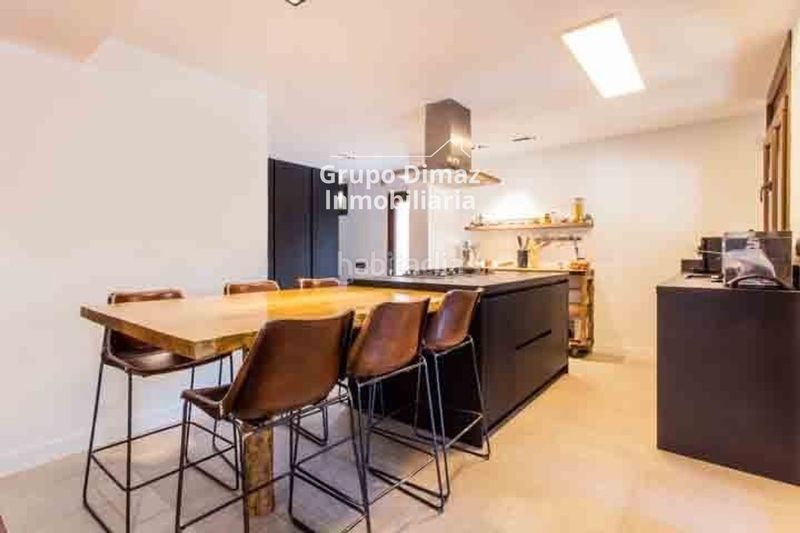 Foto 0ec9b195-f7a4-4ecb-80ea-996161cd0f2a. Maison avec parking piscine dans Cabrils