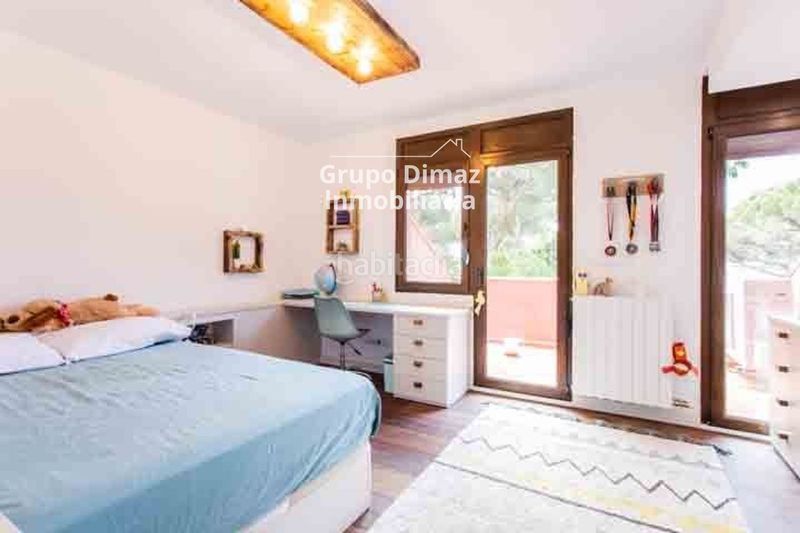 Foto 5e38b176-95fc-4dea-9193-9d5b7f783598. Maison avec parking piscine dans Cabrils