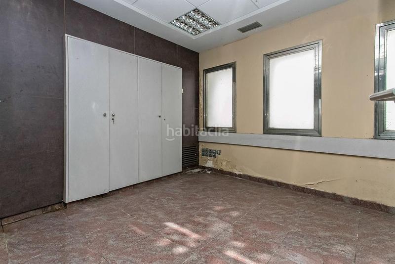 Foto 18cb10f9-3f5a-4798-a40b-099c8bef0ab7. Local commercial dans Sant Vicenç dels Horts