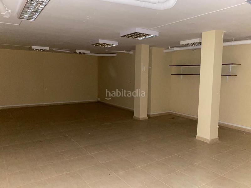 Foto cc25bd90-33a3-4988-9b73-e44fa4ba1a9f. Locale commerciale in Centre Viladecans