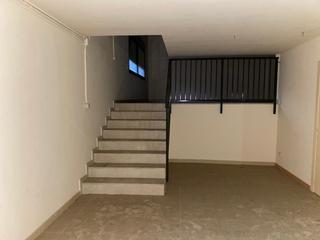 Business premise  De jaume abril. Local en venta en viladecans