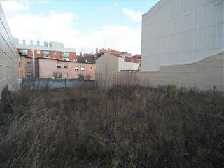 Wohngrundstück  De sant raimon de penyafort. Suelo urbano en terrassa