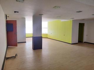 Business premise  De sant jordi. Local en venta en ripollet