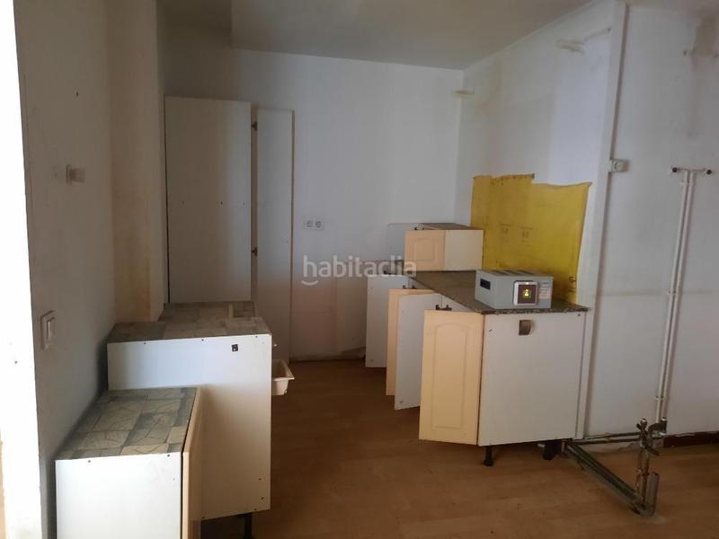 Foto 5d74f1eb-2d08-40cb-93cd-eb66d58905f1. Locale commerciale in Can Mas Ripollet