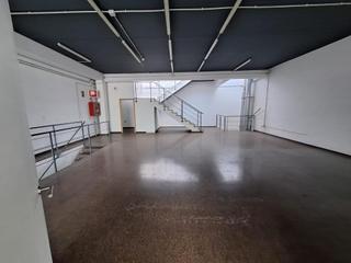 Local Comercial  De l'energia. Local en venta en badalona