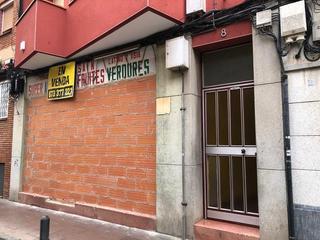Geschäftsraum  De calaf. Local en venta en santa coloma de gramenet