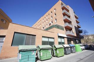 Local Comercial  De blas infante. Local en venta en castelldefels