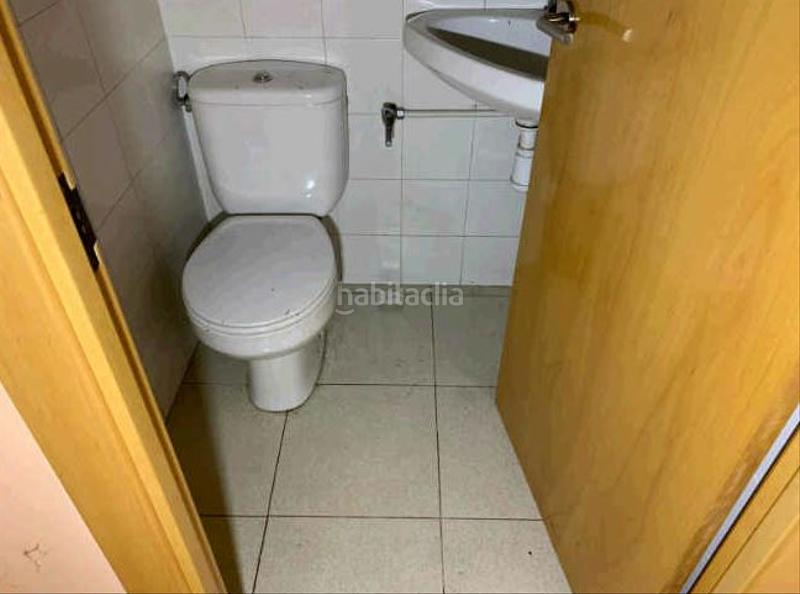Foto ca7cee0d-bf9a-47de-8f7f-286903639344. Local comercial a Centre Reus