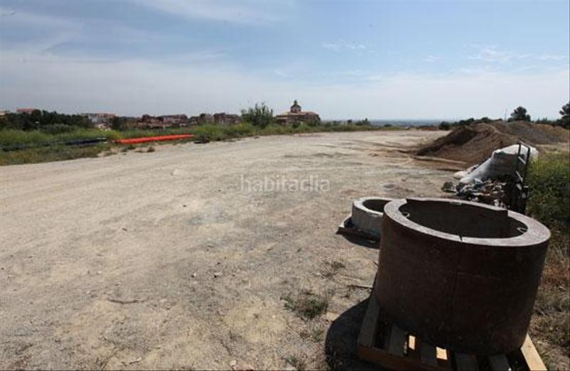 Foto 0b31eeaf-24e4-4e68-9cb9-e831c759a6bc. Terreny residencial a Poble Mont-roig del Camp
