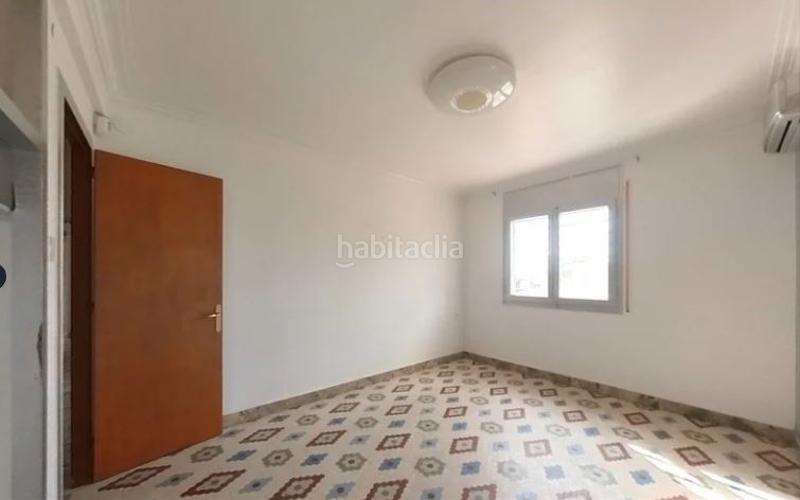 Foto a81b4487-cc9e-4e2c-95e3-35764c8685a4. Casa in Ponent Reus