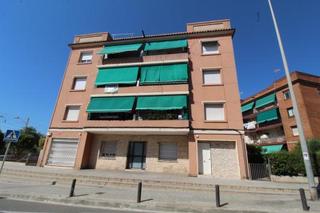 Pis a Passeig Maragall. Piso en venta en gavà