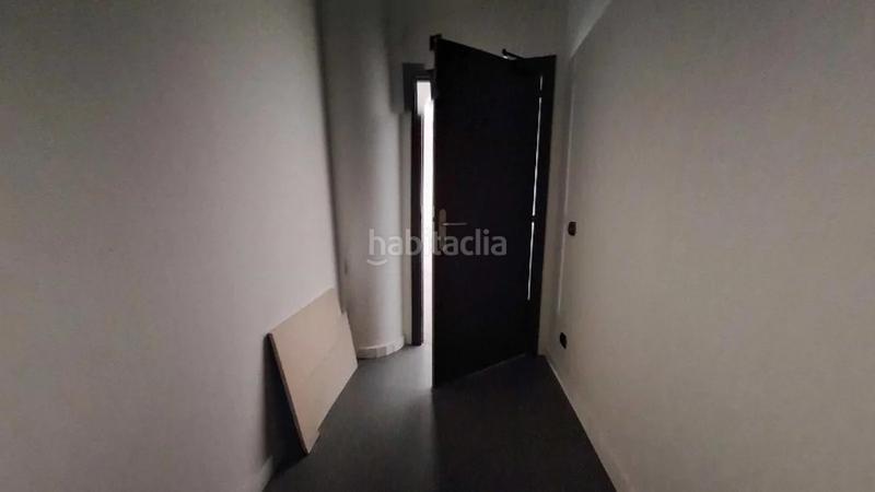 Foto f7e2c041-02ec-4e26-a1a3-8011284790af. Ufficio in Bufalà Badalona