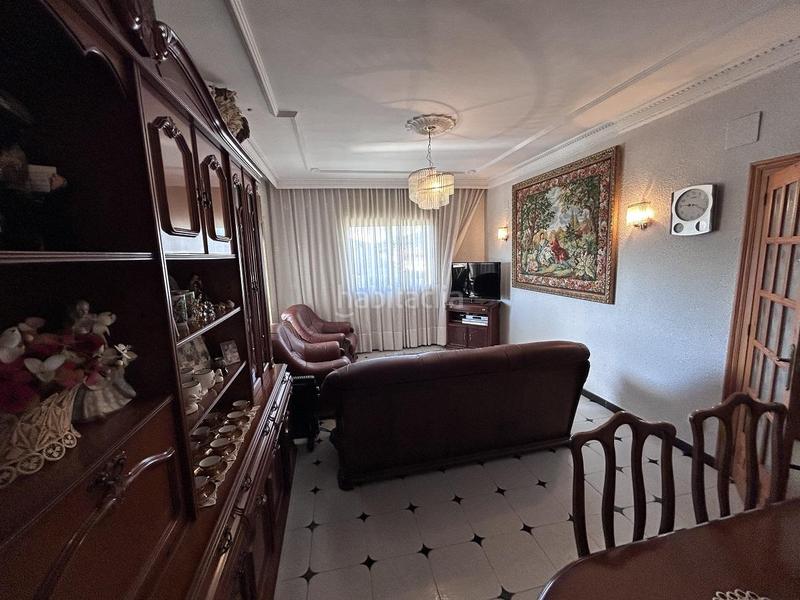 Foto 05b9d31f-f1fe-461f-88a7-d91631a2b683. Chalet with heating in Centre Miami Platja