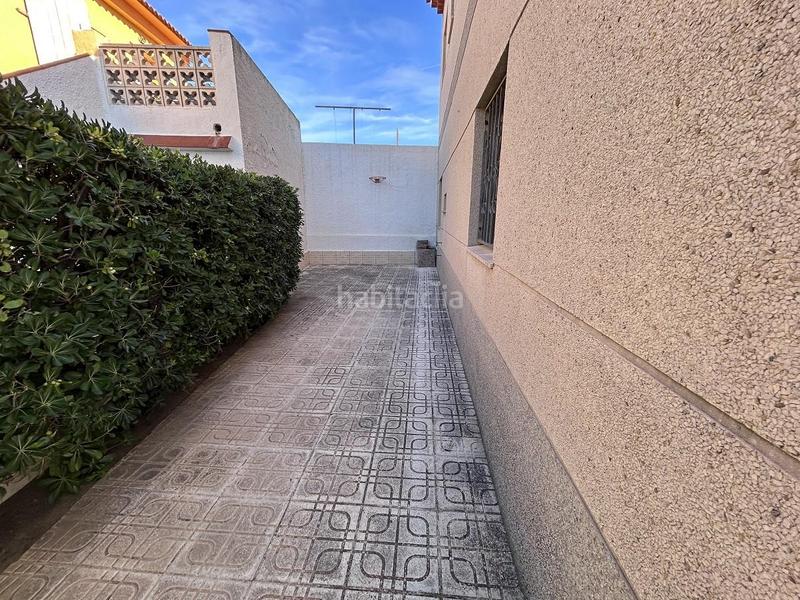 Foto 9320f0f2-fc87-465d-a454-93dc75fa5ebd. Chalet with heating in Centre Miami Platja