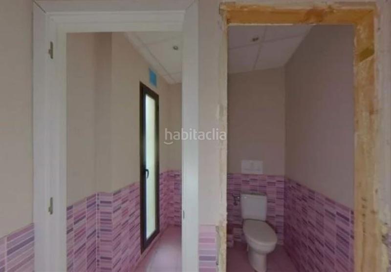 Foto 3b0eb0a4-bdc5-4eb6-9b04-12779cb91e5d. Local comercial a Nou Eixample Sud Tarragona