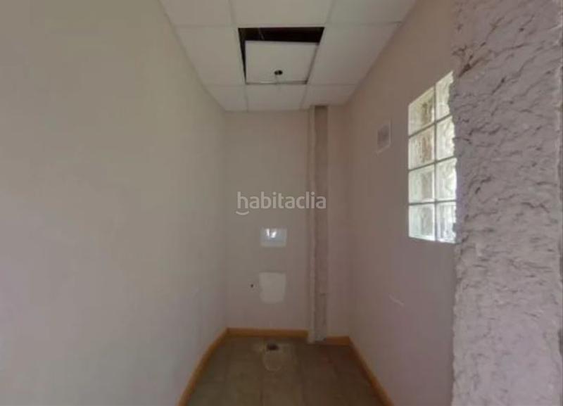 Foto 4e1a8206-88c5-4fe9-883f-61d08dca54b6. Local comercial a Nou Eixample Sud Tarragona