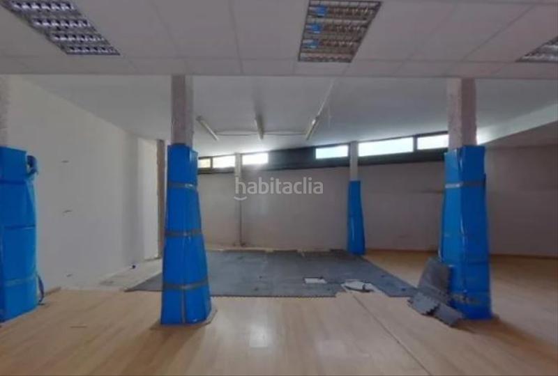 Foto cfd58e87-5b50-42bd-ae44-fe9b4a719154. Local comercial a Nou Eixample Sud Tarragona
