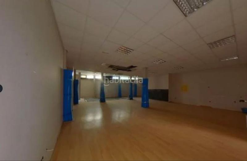 Foto cfee10e5-eae5-4c0e-97bb-6168e9a102ea. Local comercial a Nou Eixample Sud Tarragona