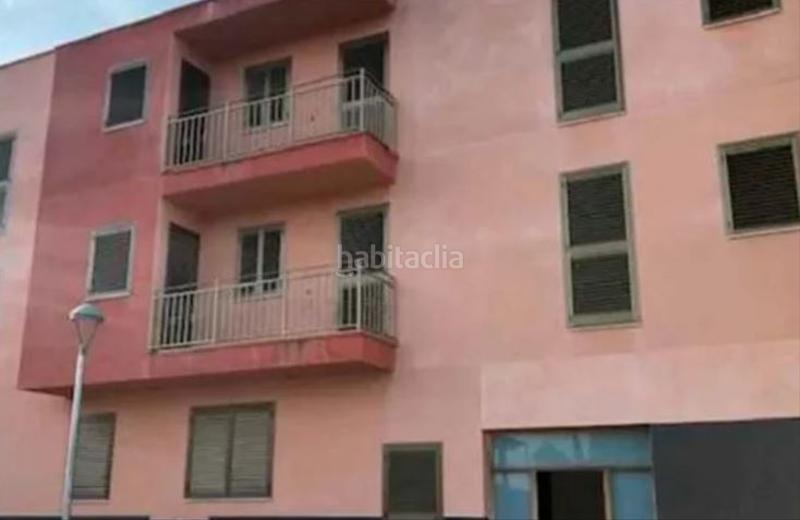 Foto 5167251b-6500-470c-b205-8f71e1ba01a3. Edificio en Secuita (La)