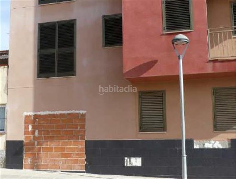 Foto d3eaddde-2060-4d93-9a68-dd2850d90e87. Edificio en Secuita (La)