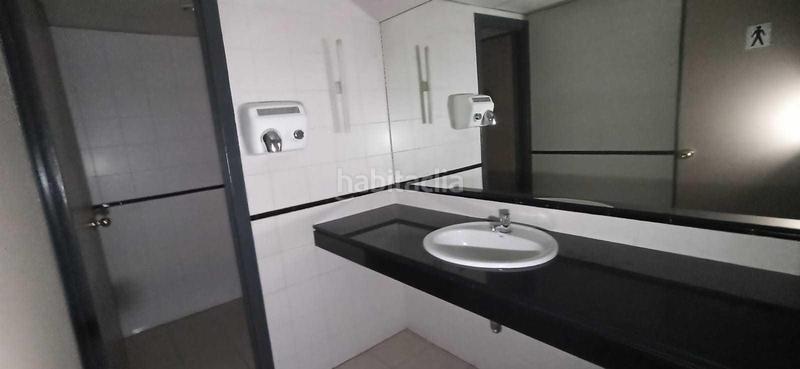 Foto 3e2fa3d3-f8c4-438c-8fc3-73f7bf60f4f1. Local comercial a Castell-Poble Vell Castelldefels