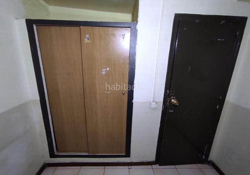 Foto a4aef039-4fc5-4fed-8965-1f2d4b9b4671. Piso en Raval Barcelona