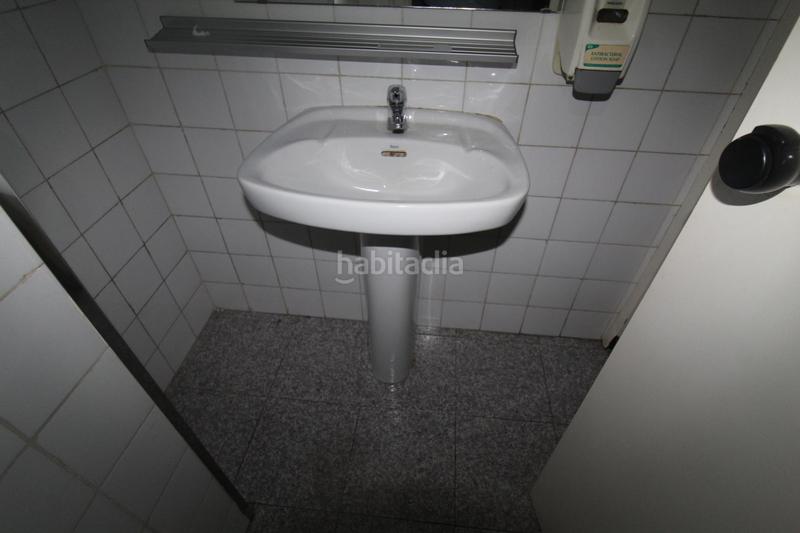 Foto a0f7663e-735b-4b1f-8154-0000b5c9dbb2. Locale commerciale in Marianao Sant Boi de Llobregat