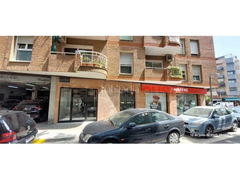 Foto b2b50d2f-a2ae-4be6-97a7-b1a08dde7871. Local comercial a Centre Cornellà de Llobregat