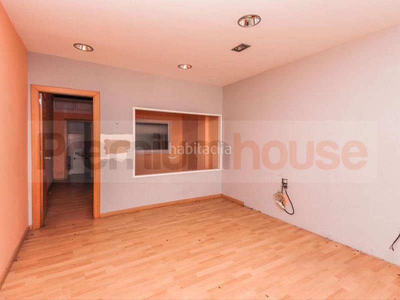 Foto 74bb75ed-383e-4587-b639-61eaf8d45b5d. Local comercial local . en Centre Reus