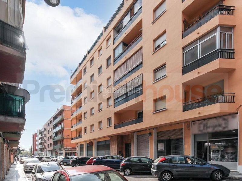 Foto d21fdde9-0ee8-419a-98c2-f40f3f874f35. Local comercial local . en Centre Reus