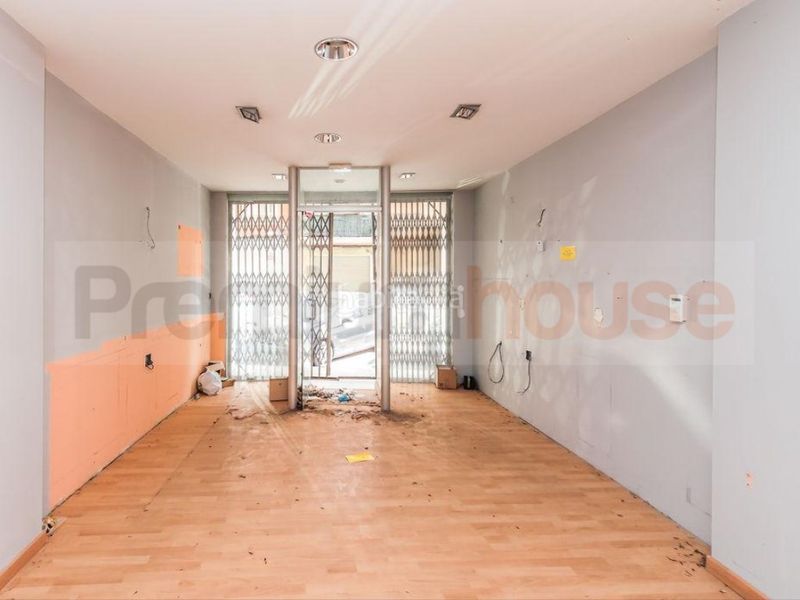 Foto d568dd34-870d-4e30-b93b-9d6f309e801f. Local comercial local . en Centre Reus