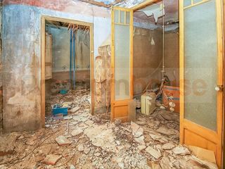 Casa  Calle sant antoni. Casa para reformar en castellvell.