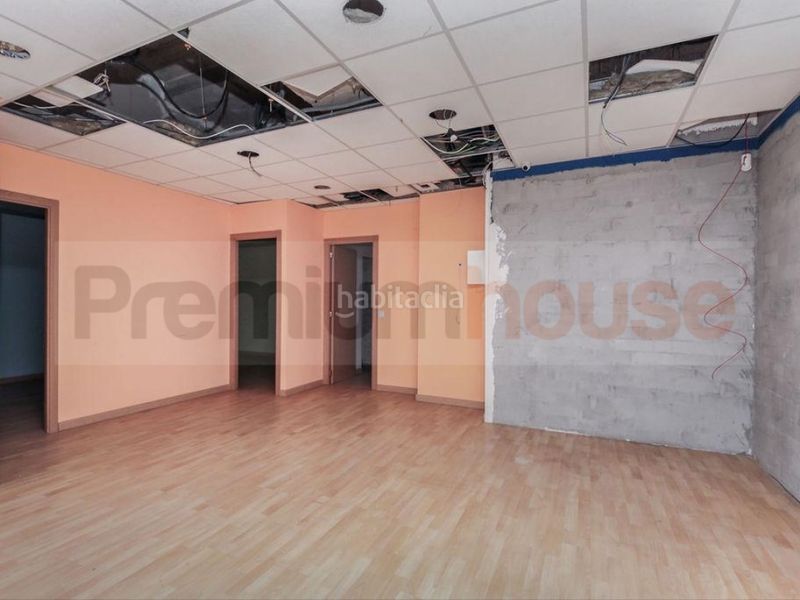 Foto fc2724a0-ef3c-4dd1-aa0a-d80cdf611f1d. Local comercial a Migjorn Reus