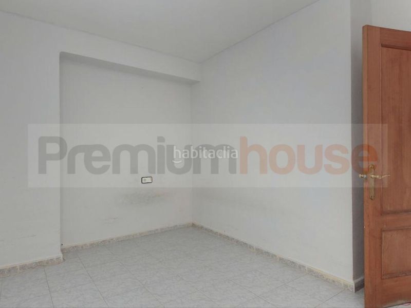 Foto 54ad8cda-f1b9-4ece-8654-7cb8a0e2d52c. Pis a Llevant Reus