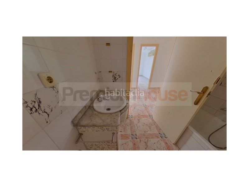 Foto 08483a75-a062-4fec-a8cc-b414377cee65. Pis a Espluga de Francolí (L´)